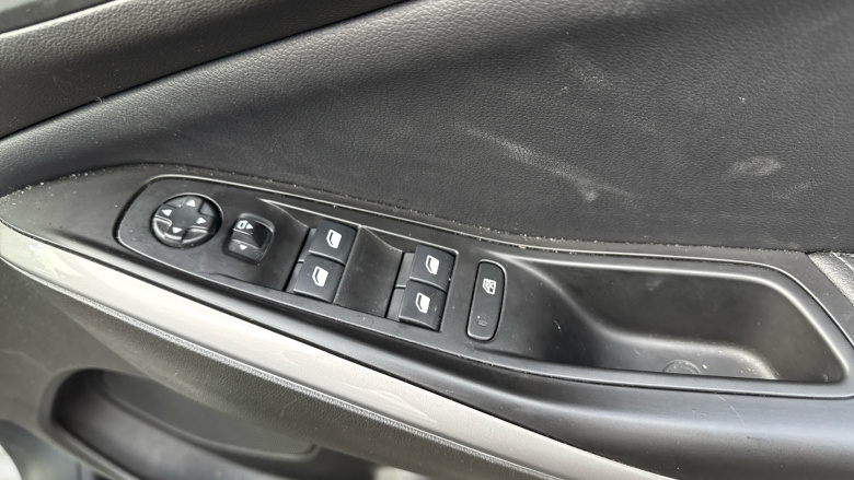 Vauxhall Grandland 1.2 Turbo Ultimate 5dr Petrol Hatchback